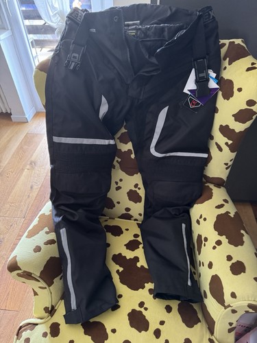 Neue motorradhose mit - mit, etikett